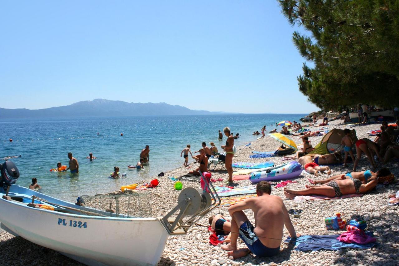 Apartments By The Sea Brist, Makarska - 11078 Exterior foto