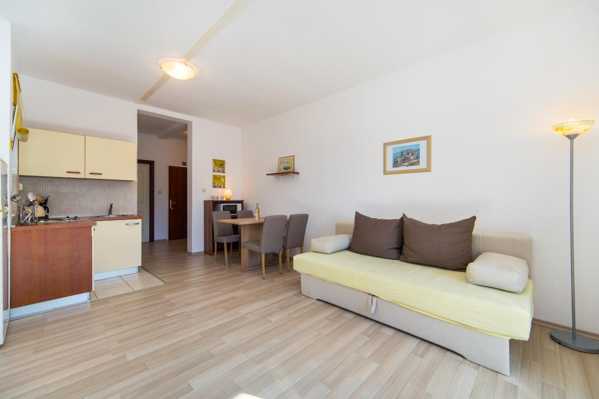 Apartments By The Sea Brist, Makarska - 11078 Zimmer foto
